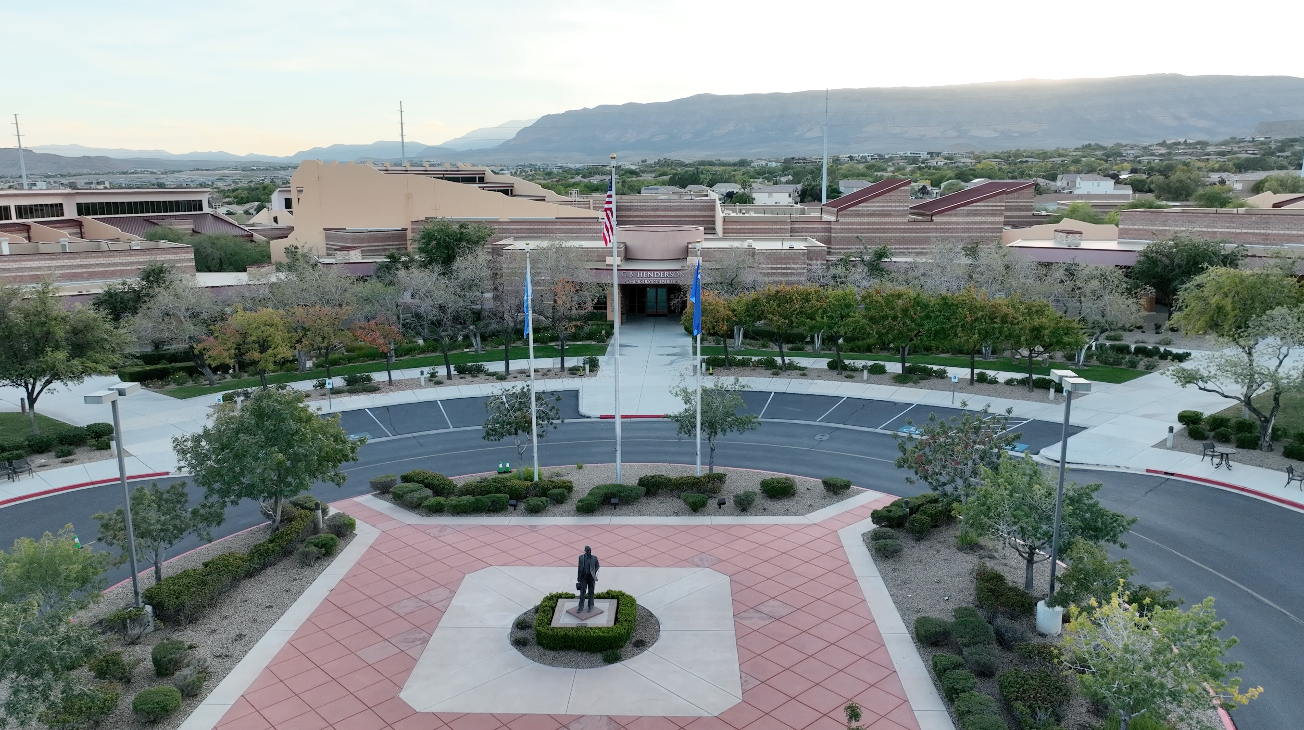 Alexander Dawson School