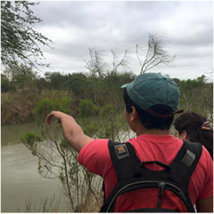 Students seeing the US/Mexico border