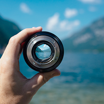 lens focus on a mountain view